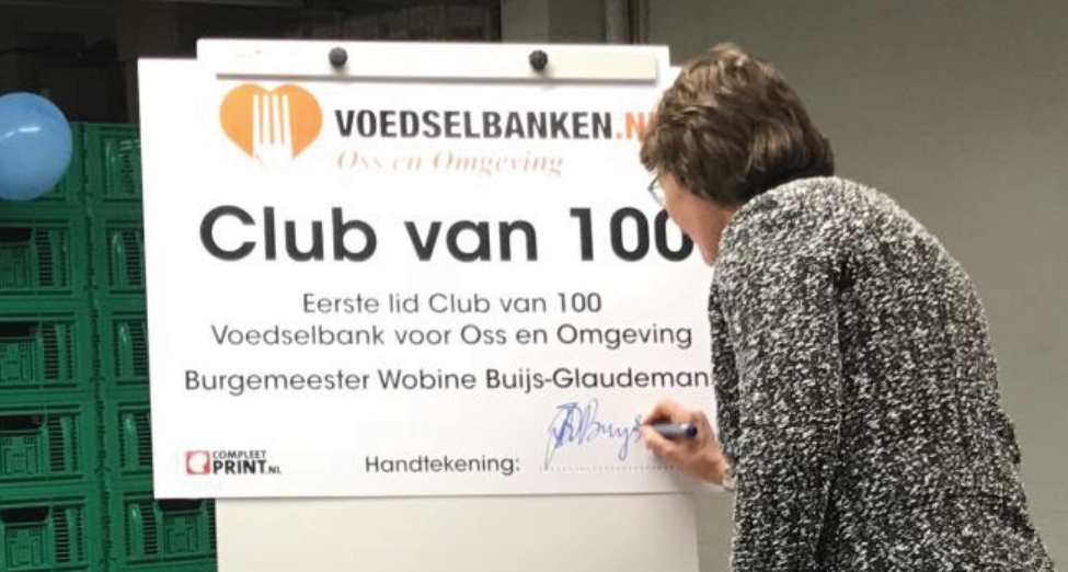 Club van 100